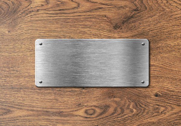 Choisir la taille idéale de votre plaque professionnelle